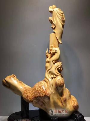 崖柏精雕齐天大圣 大闹东海得金箍棒的艺术鉴赏